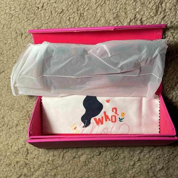 DIFF 🤎🤎 Eyewear Emily in Paris Sylvie Tortoise Square Sunglasses NIB - Picture 6 of 15